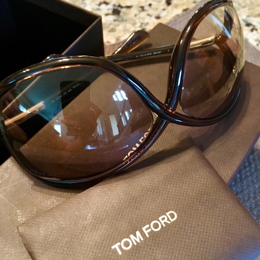 TOM FORD WHITNEY SUNGLASSES - Picture 5 of 6